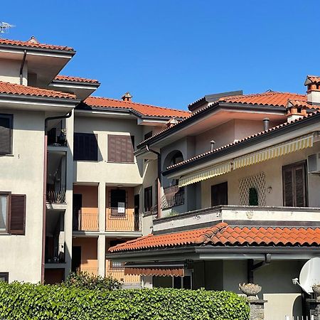 Lovingstresa 2 Brand New Apartment Екстериор снимка